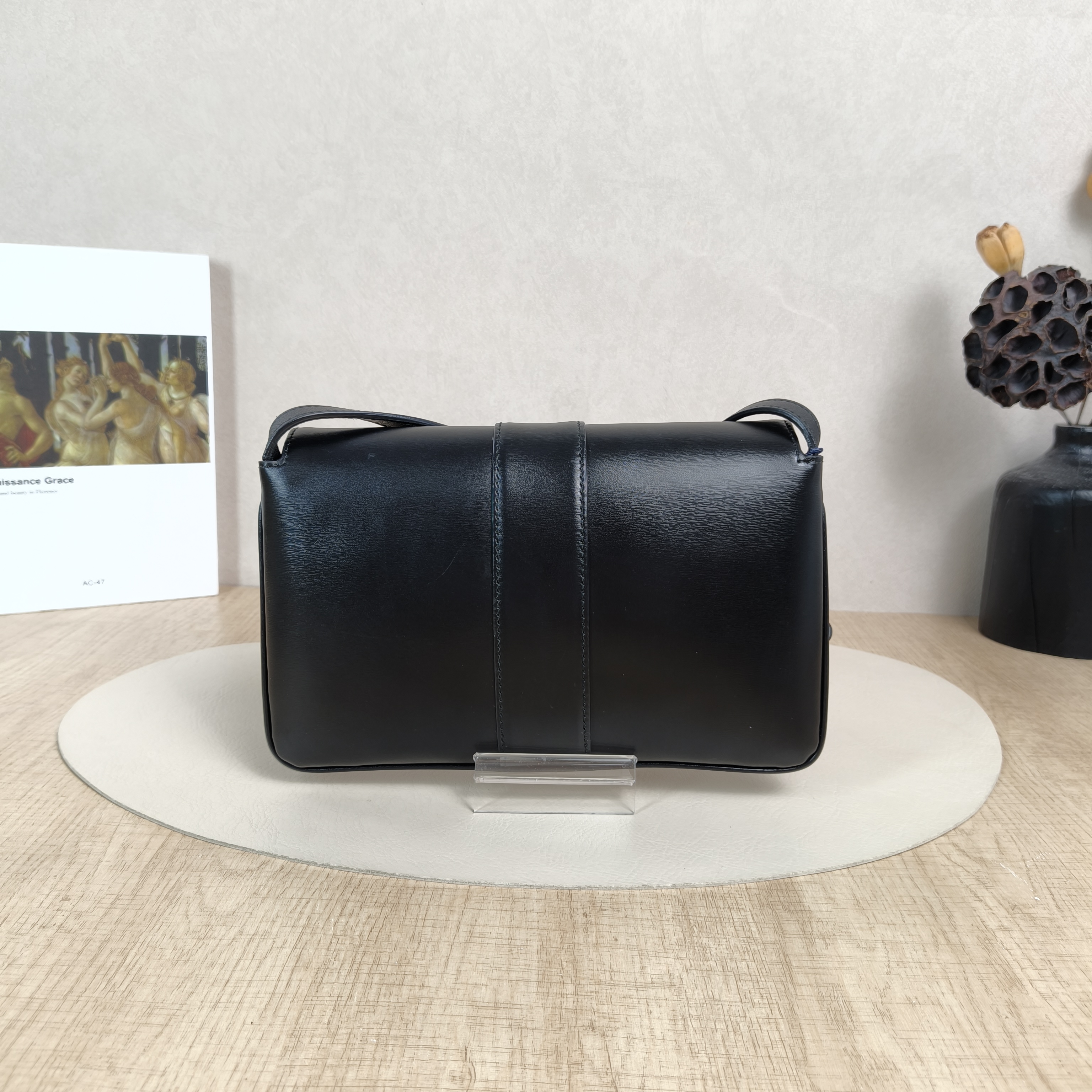 GUCCI Shoulder Bag Arli Shoulder Bag Black CC alfskin Small25 × 5.5 × 16 cm — cover view 6 of 6