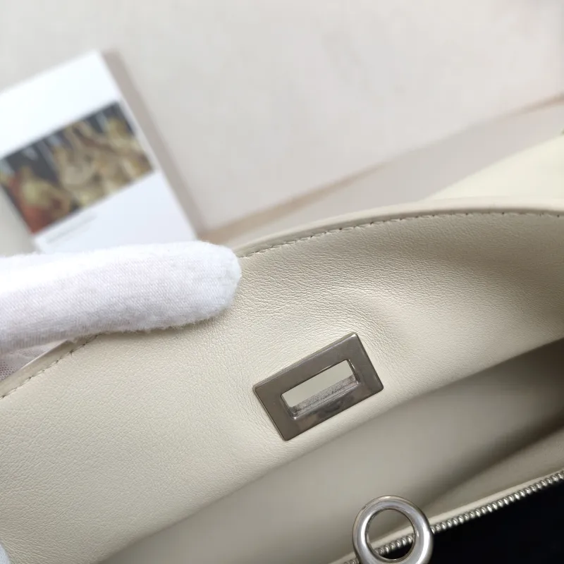 BALENCIAGA Shoulder Bagbel air White Calfskin One Size35 × 10 × 21 cm — detail view 5 of 12