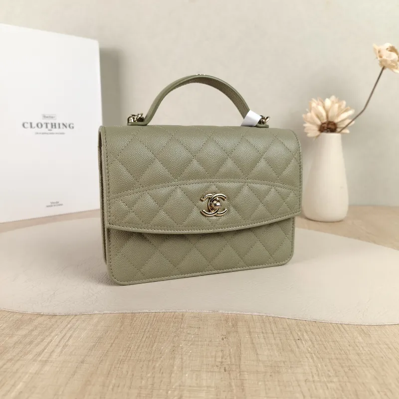 Chanel Backpack26c · 25c Backpack Green Grained Calfskin One Size18.2 × 5 × 14 cm — cover view 3 of 6