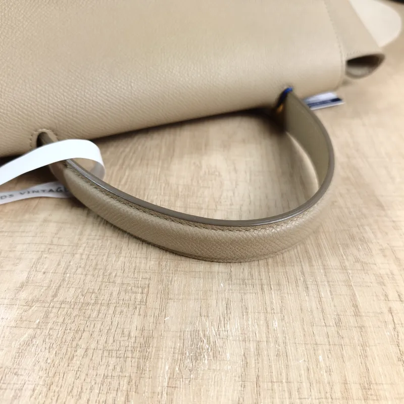 CELINE Shoulder Bag Belt Micro Calfskin Medium 24 × 13 × 20 cm — detail view 6 of 14