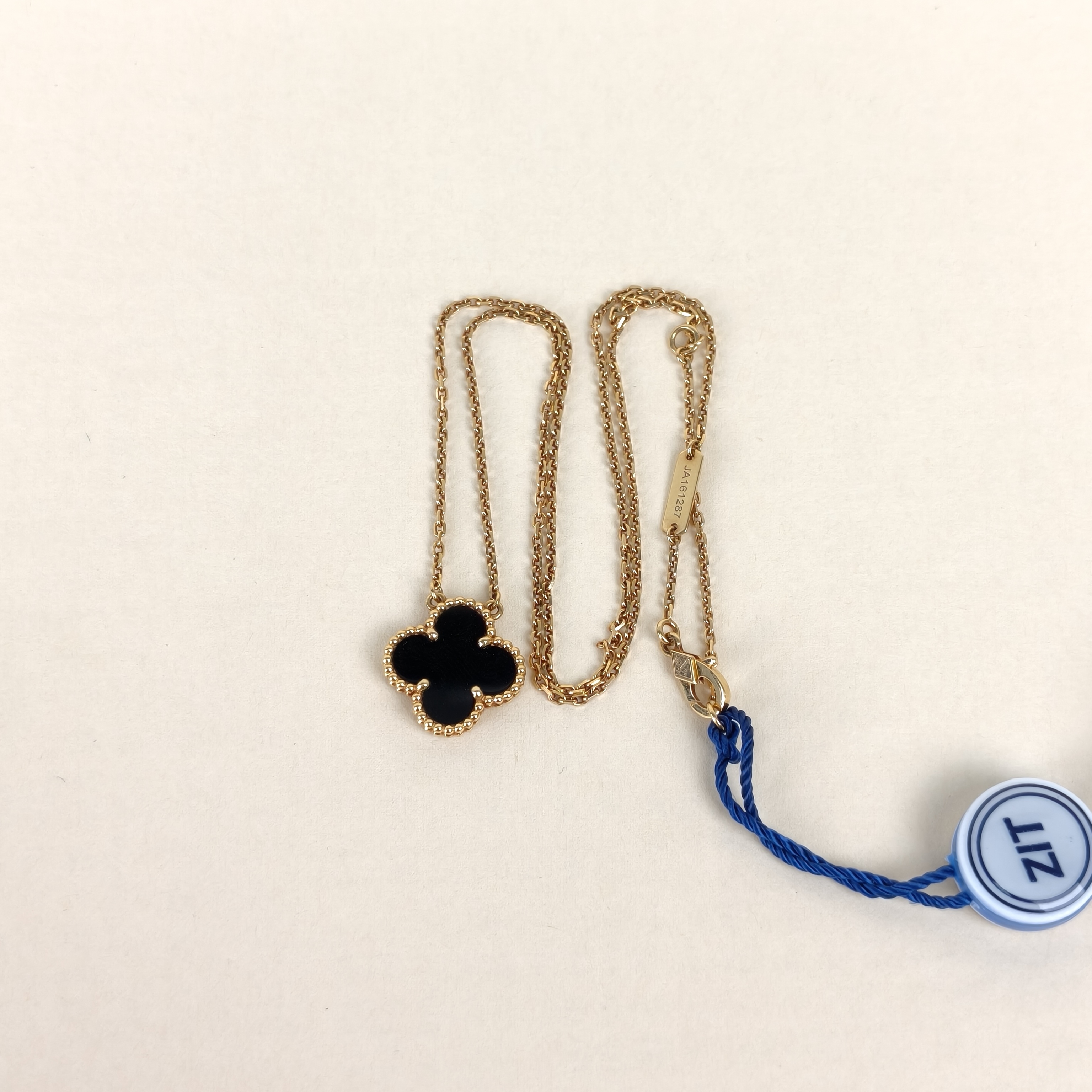 Van Cleef & Arpels Necklace Alhambra Alhambra Collection Necklace 18KY ellow Gold Vintage Small42cm — cover view 3 of 6