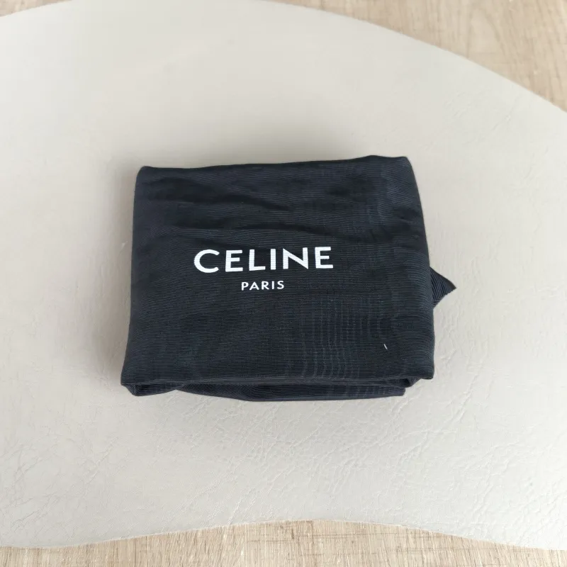 CELINE Crossbody Bag Louise Bucket Bag White Calfskin Mini 13.5 × 10 × 16 cm — detail view 2 of 11