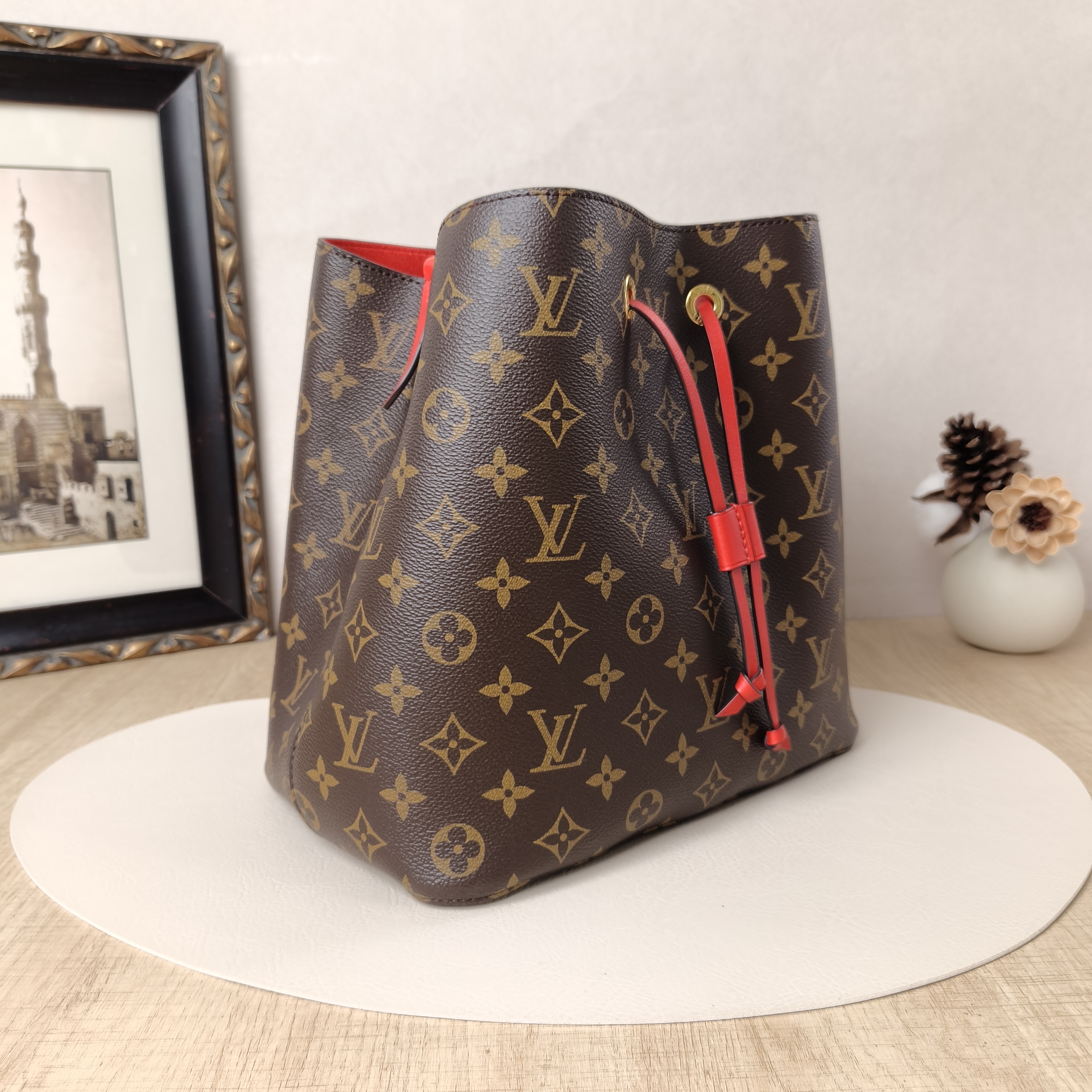 Louis Vuitton Shoulder Bag NÉONOÉ Bucket Bag PVC Medium26 × 17.5 × 26 cm — cover view 11 of 11