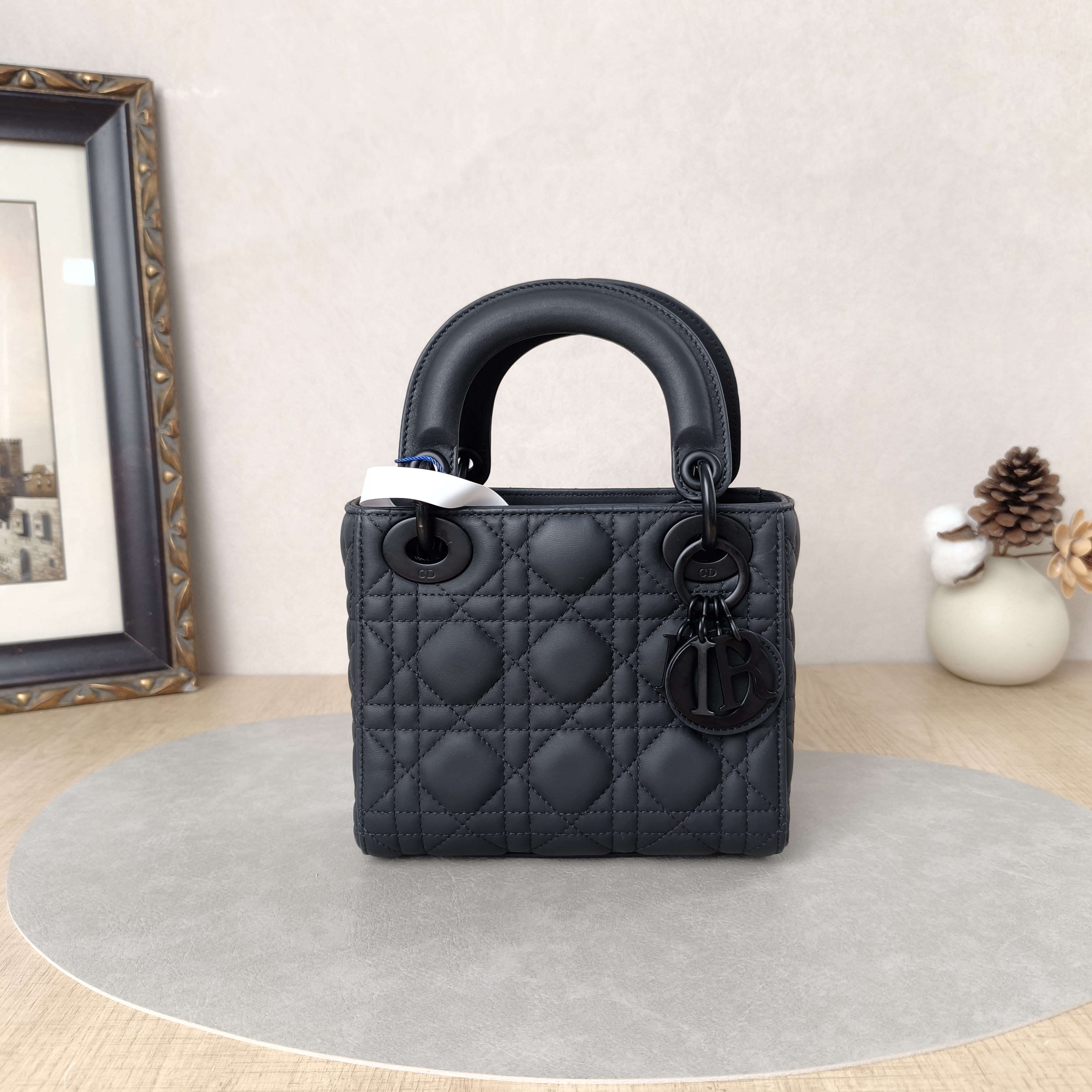 DIOR Crossbody Bag Lady Lady Dior Bag Black Lambskinmini17 × 7 × 15 cm