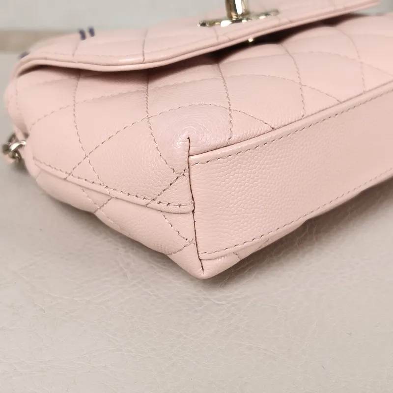 Chanel Top Handle Bag Coco Handle​ Pink Grained Calfskin Mini 14.5 × 5.5 × 11.5 cm — detail view 3 of 12