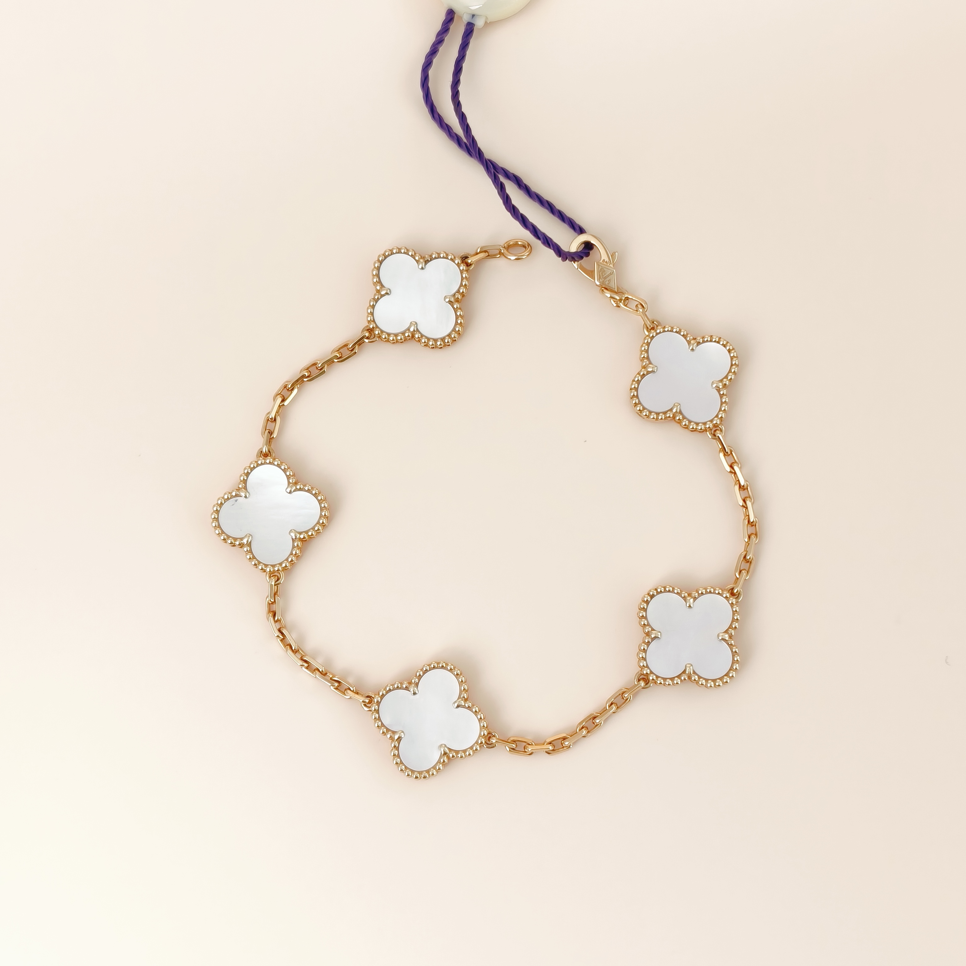 Van Cleef & Arpels Bracelet Alhambra Alhambra Collection Five-Motif Bracelet Pearl · White Mother-of-Pearl18KY ellow Gold Vintage Small19cm