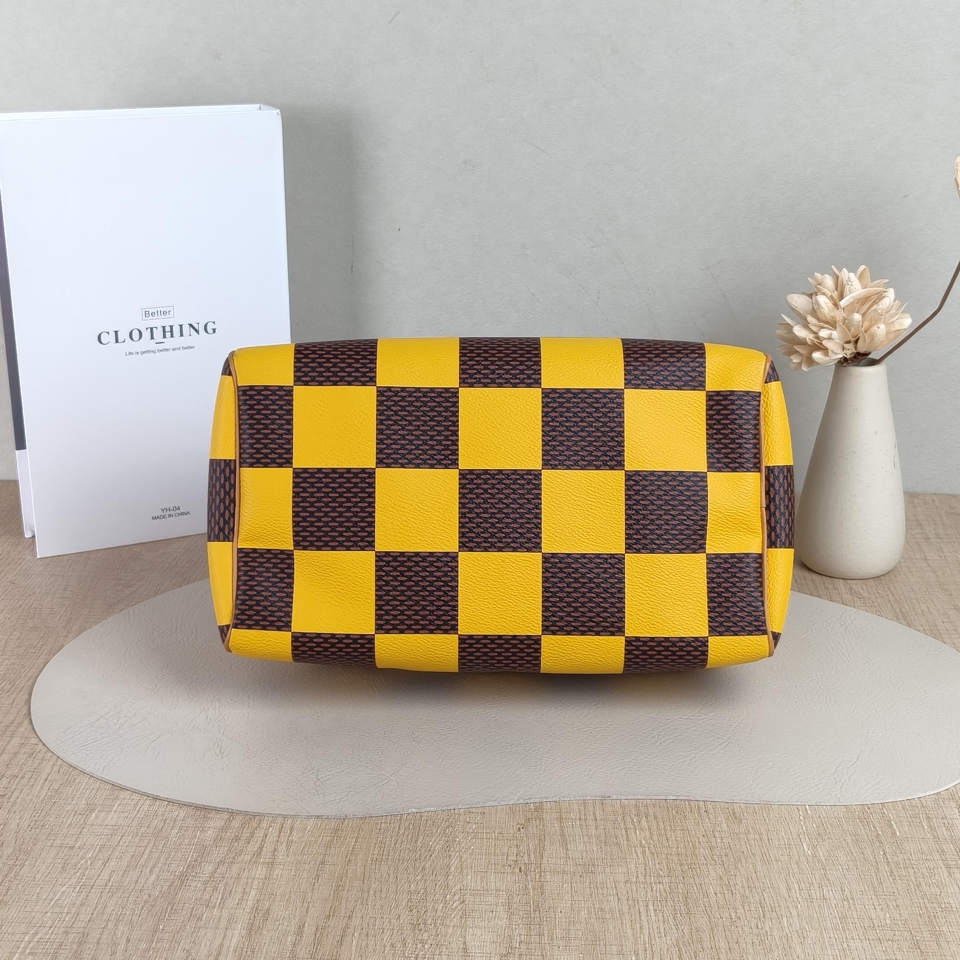 Louis Vuitton Top Handle Bag Speedy25Yellow PVC One Size25 × 15 × 19 cm — cover view 4 of 5