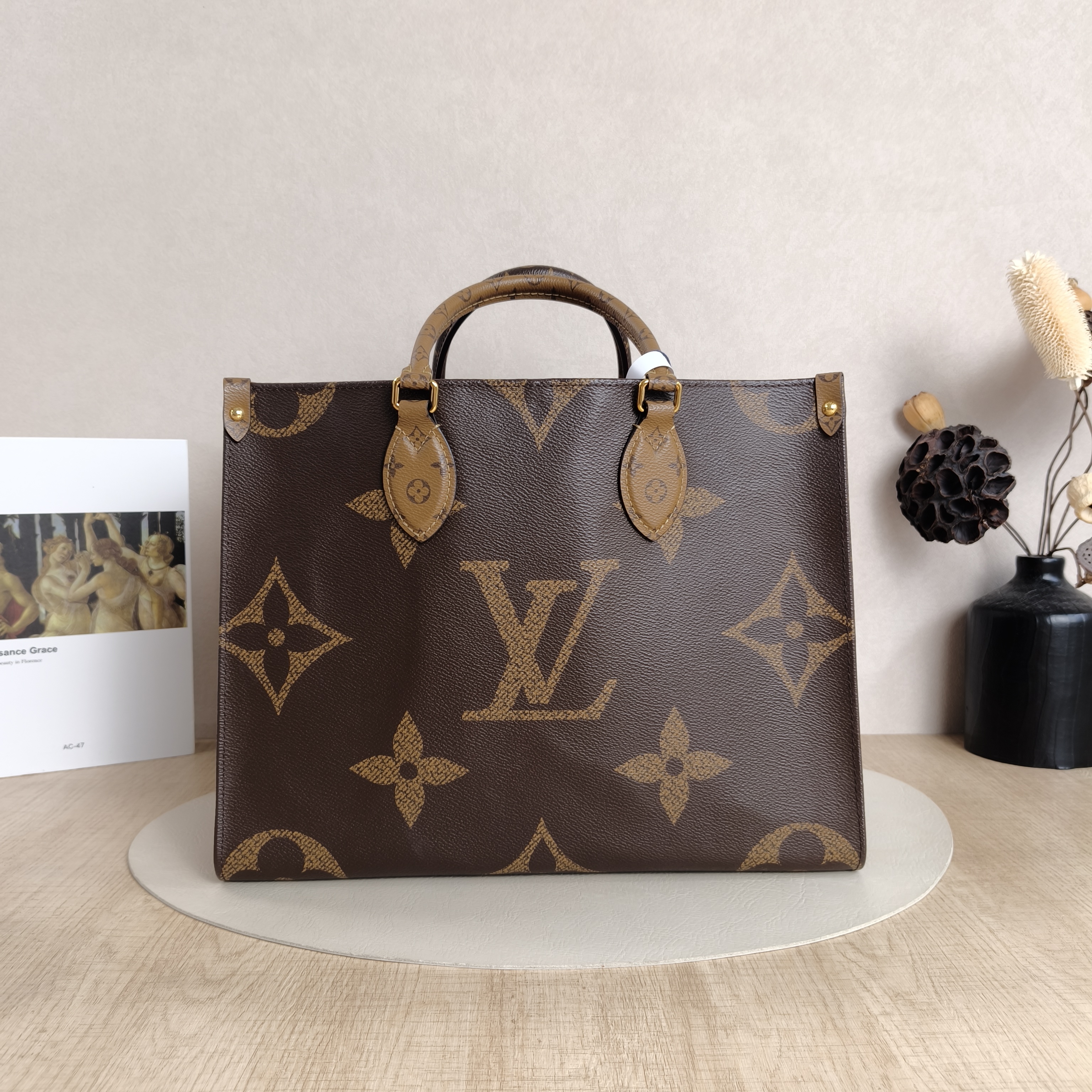 Louis Vuitton Shoulder Bag Onthego Medium Monogram PVC35 × 14 × 27 cm