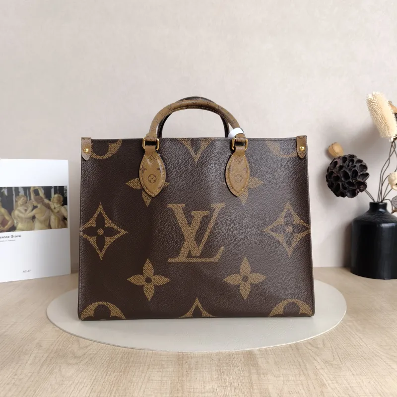 Louis Vuitton Shoulder Bag Onthego Medium Monogram PVC35 × 14 × 27 cm