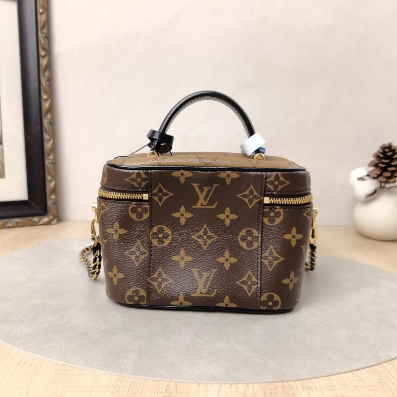 Louis Vuitton Shoulder Bag VANITY Cosmetic Bag Monogram PVC Small19 × 11 × 13 cm — cover view 5 of 5