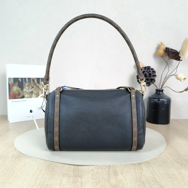 Louis Vuitton Shoulder Bag EXPRESS Shoulder Bag Black Calfskin Small 26 × 13.5 × 17 cm — cover view 6 of 6