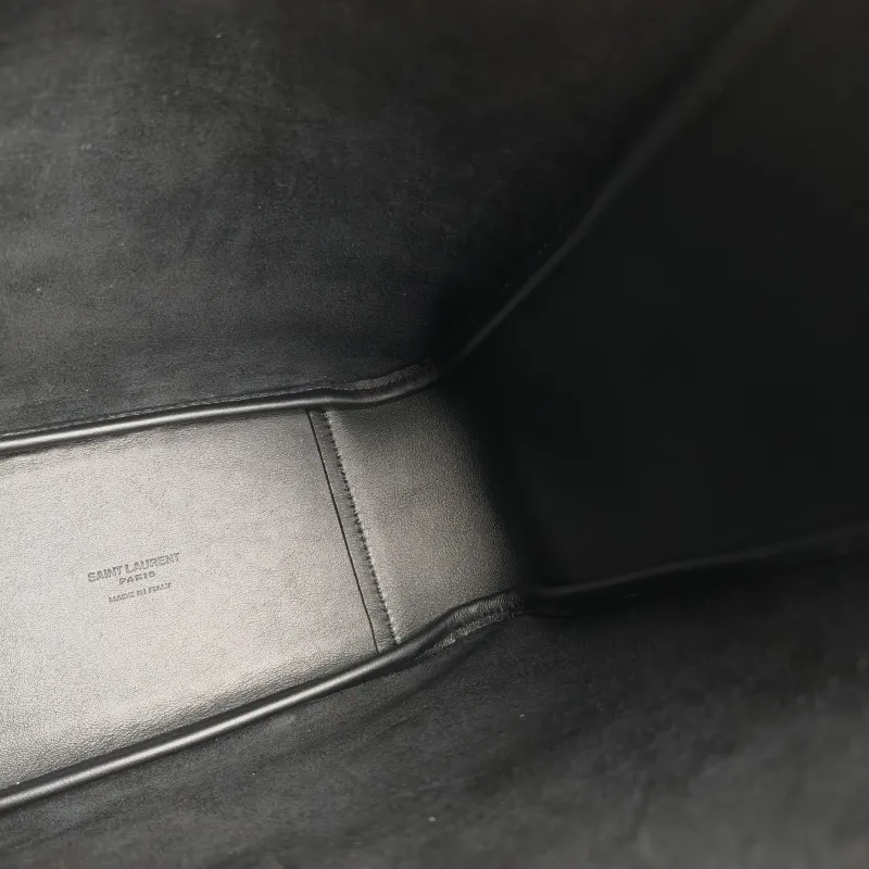 SAINT LAURENT Crossbody Bag LE 5 À 7 Hobo Inner Pouch Black Calfskin Small 22.5 × 8.5 × 23 cm — detail view 4 of 10
