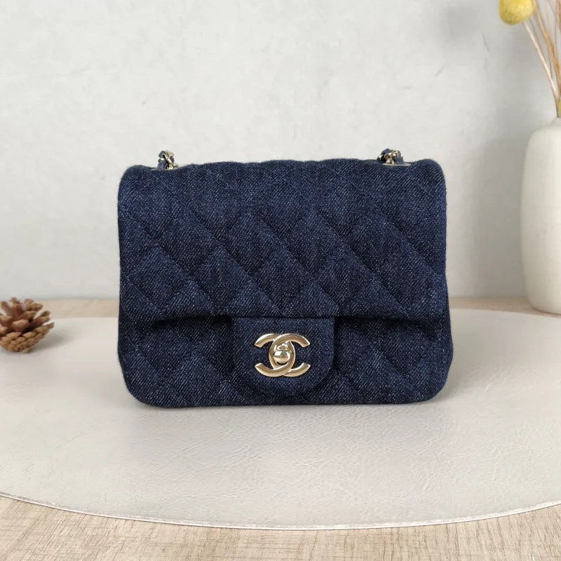 Chanel Crossbody Bag Navy One Size 17 × 8 × 13.5 cm