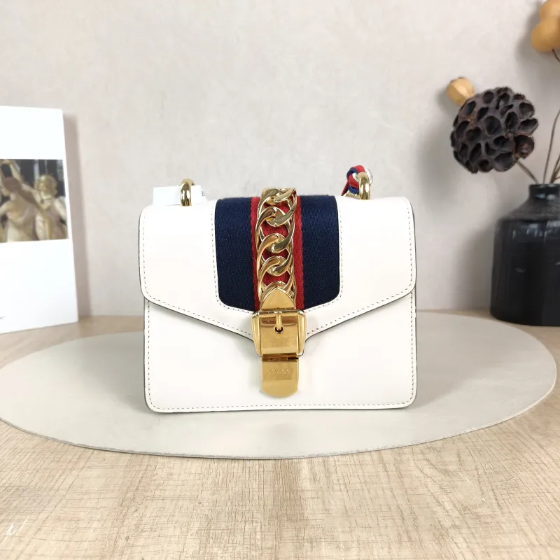GUCCI Shoulder Bag Sylvie Shoulder Strap Edition White CC alfskin Mini 19 × 8 × 14 cm