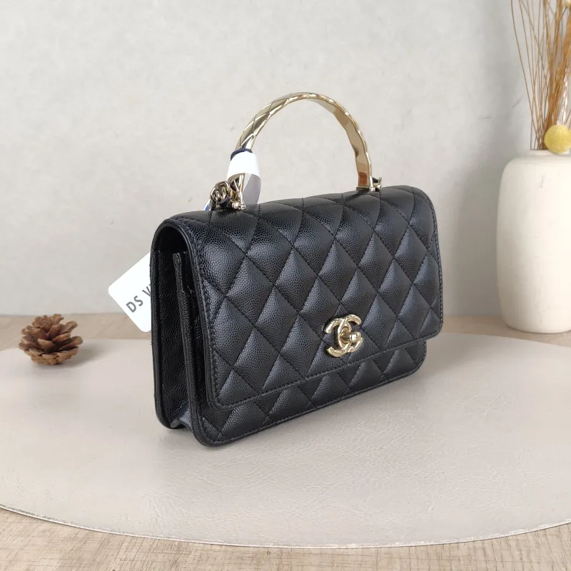 Chanel Crossbody Bag coco crush woc Black Grained Calfskinmini19.2 × 3.5 × 12.3 cm — cover view 3 of 5