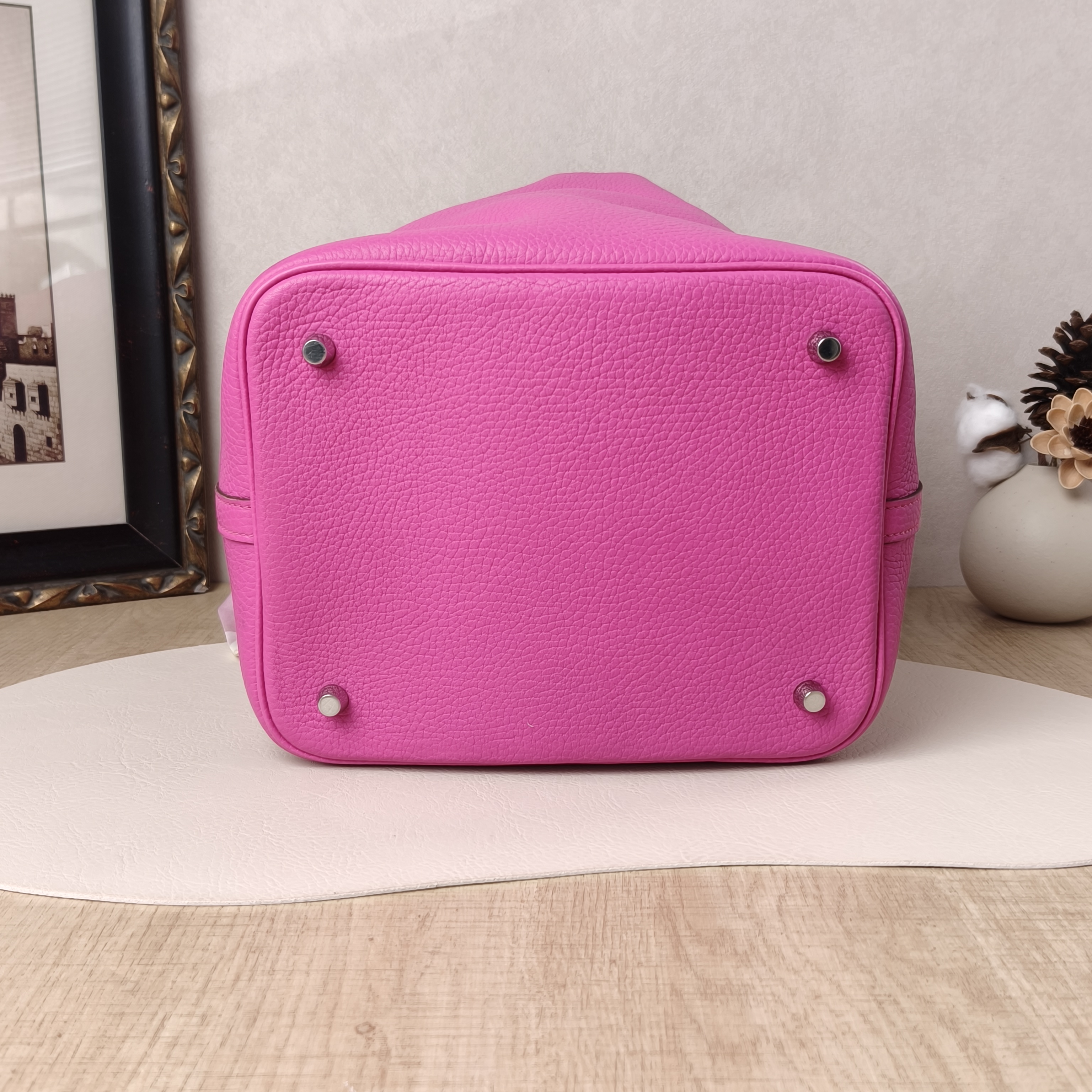 Hermès Top Handle Bag Picotin Lock 22 22P9 Taurillon Clemence TC Calfskin22 × 17 × 21 cm — cover view 5 of 9
