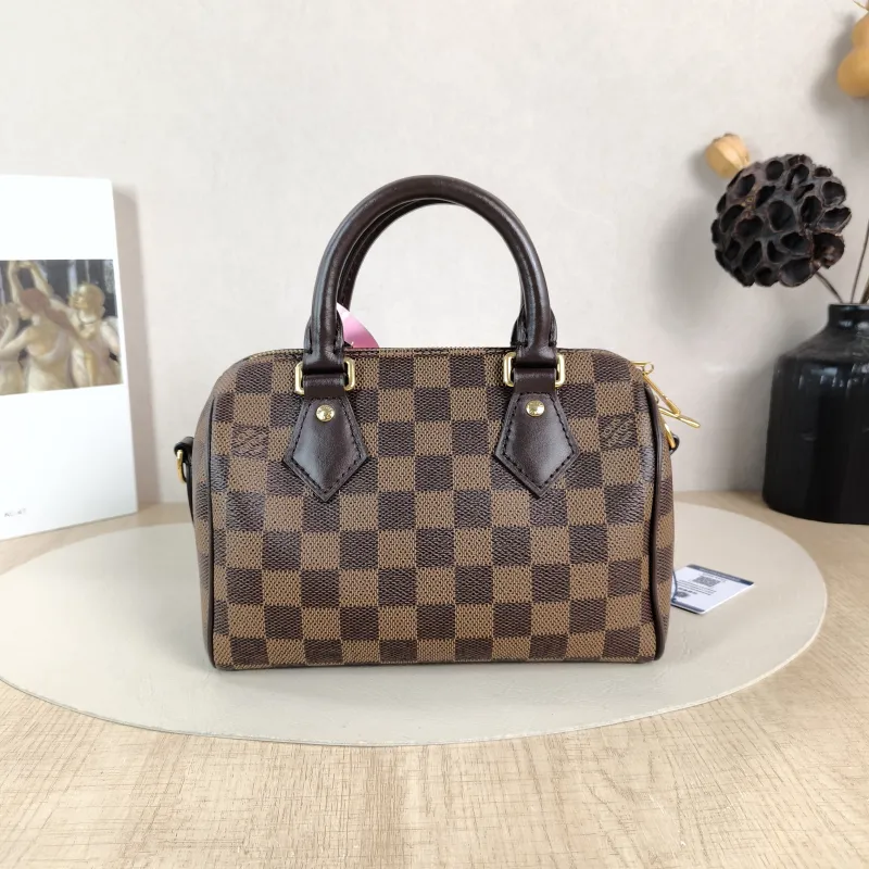 Louis Vuitton Crossbody Bag Speedy20 Shoulder Strap PVC Small 20.5 × 12 × 13.5 cm