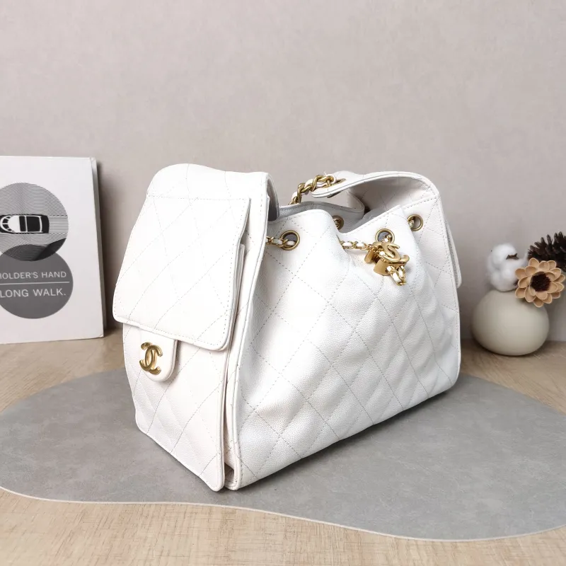 Chanel Shoulder Bag 25Bag White Grained Calfskin Small 26 × 14 × 30 cm — cover view 2 of 5