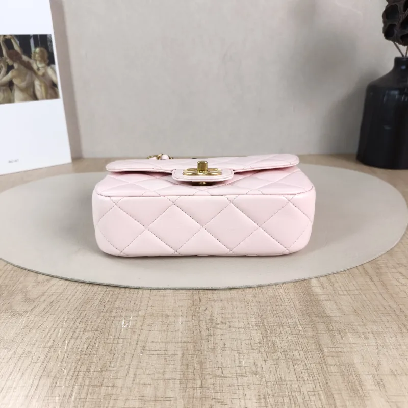Chanel Crossbody Bag 24a Pearl Pink Lambskin Mini 19 × 7 × 13 cm — cover view 5 of 5