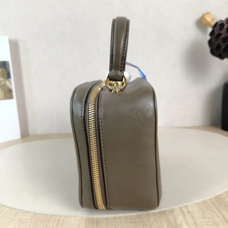 GUCCI Top Handle Bag Blondie Box Small17 × 9 × 15 cm — detail view 5 of 12