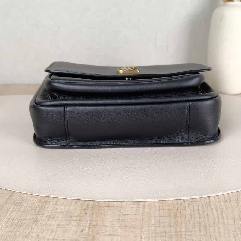 SAINT LAURENT Crossbody Bag Niki Besace Messenger Bag Black Calfskin Small21.5 × 9.5 × 16 cm — cover view 3 of 5
