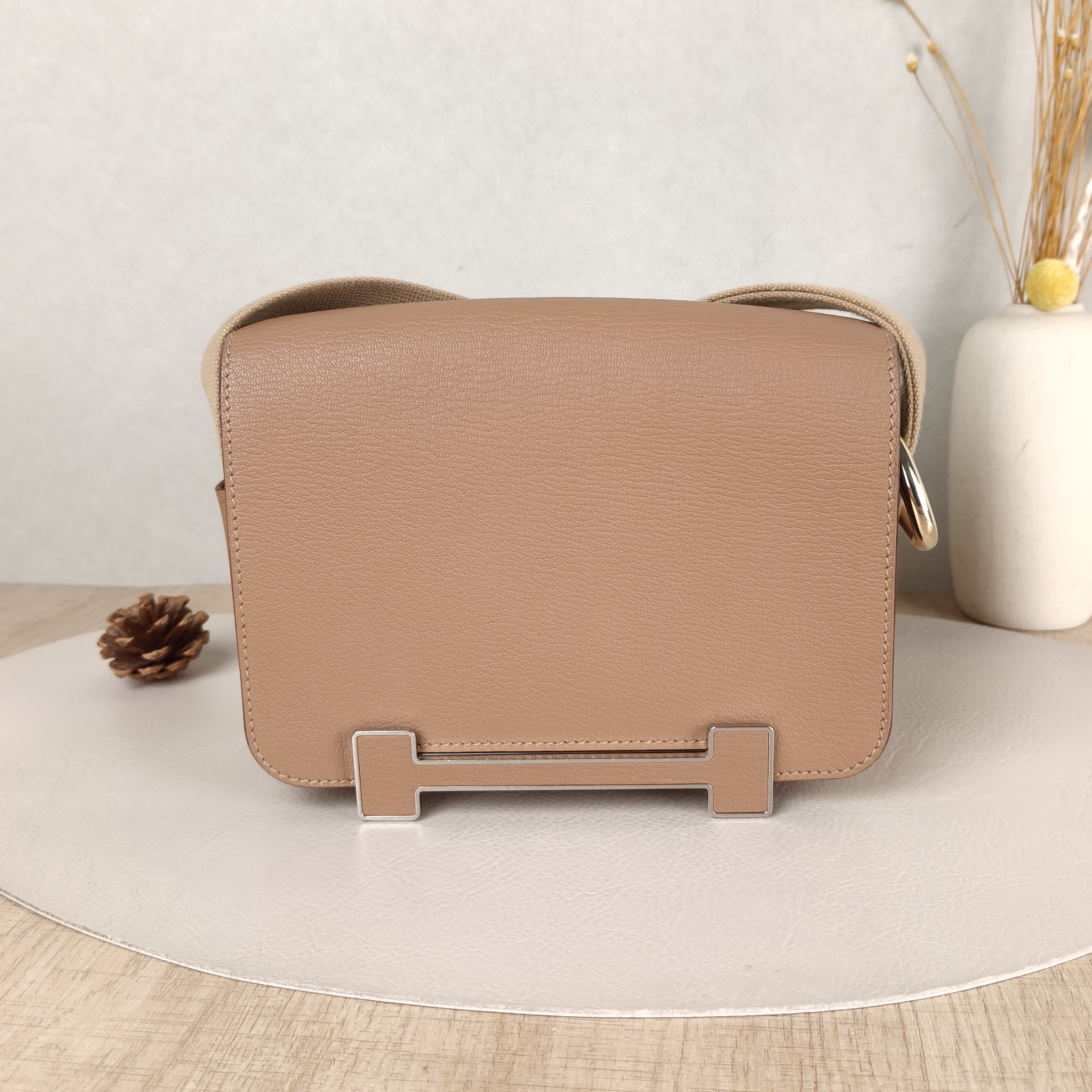 Hermès Crossbody Bag Geta 0MC hai 2J Lambskin One Size20 × 7 × 15 cm