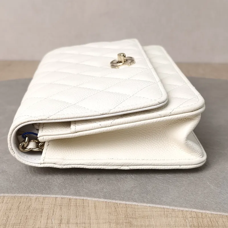 Chanel Crossbody Bag Classic Flap WOC CF WOCWOC Bag White Grained Calfskin 19.2 × 3.5 × 12.3 cm — detail view 4 of 11