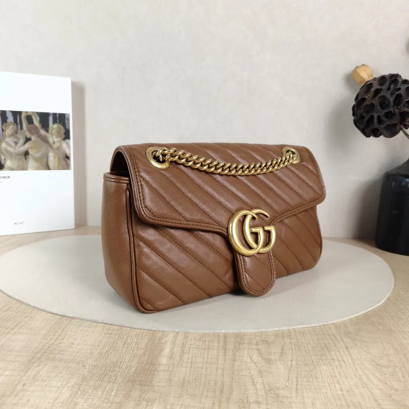 GUCCI Crossbody Bag GG Marmont Medium Marmont 26 Caramel Calfskin 26 × 7 × 15 cm — cover view 3 of 5