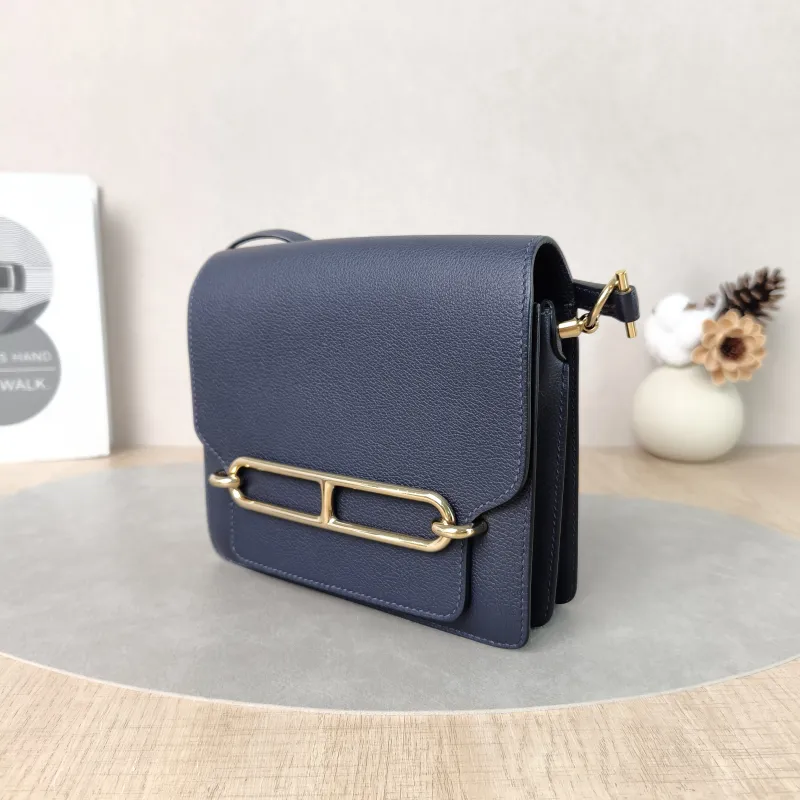 Hermès Crossbody Bag Roulis 19 Evercolor Calfskinmini18 × 6 × 15 cm — cover view 6 of 6