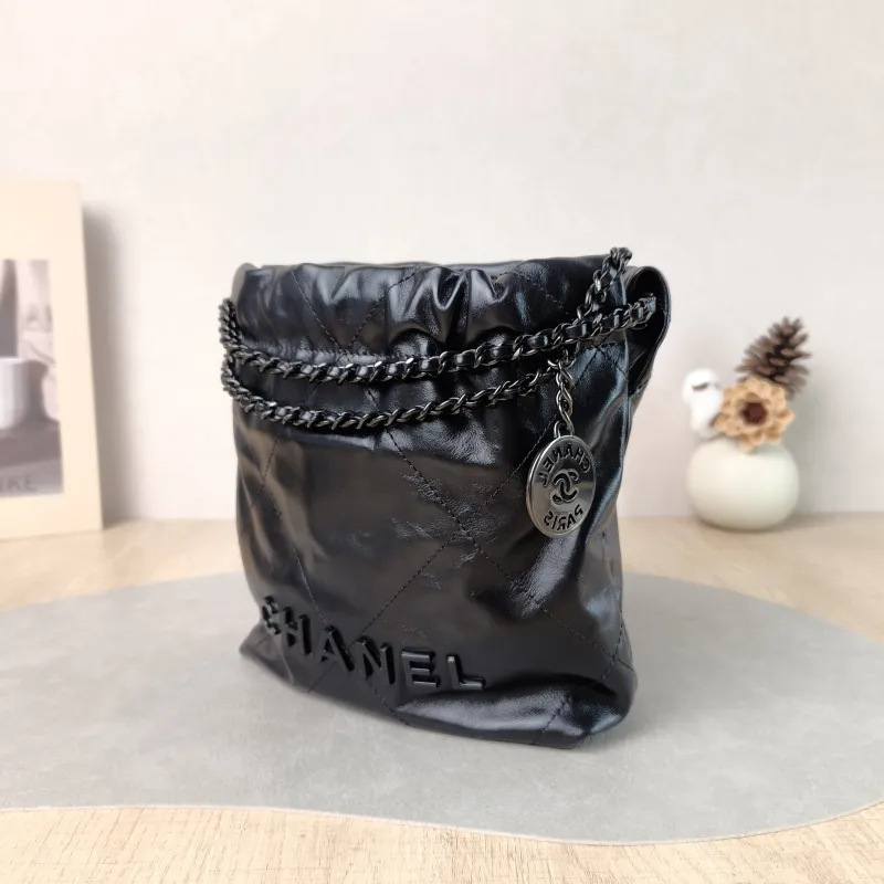 Chanel Shoulder Bag 22Bag Black CC alfskin Mini 20 × 6 × 19 cm — cover view 4 of 6