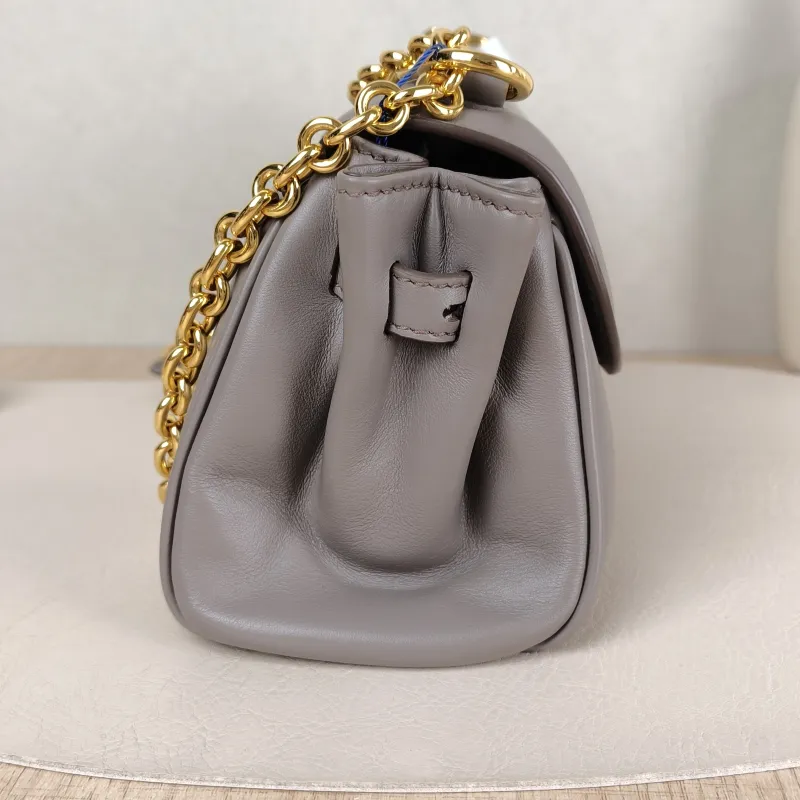 Miumiu Shoulder Bag Grey Calfskin One Size 26 × 9.5 × 14.5 cm — detail view 2 of 13