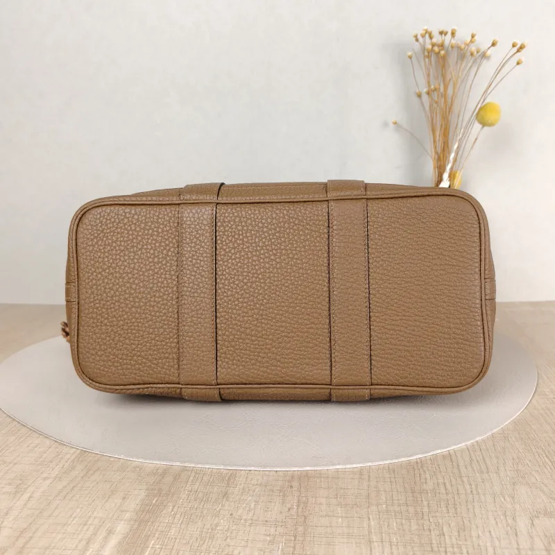 Hermès Top Handle Bag Garden Party 30 30 Negonda Calfskin Medium 30 × 13 × 21 cm B — cover view 5 of 5