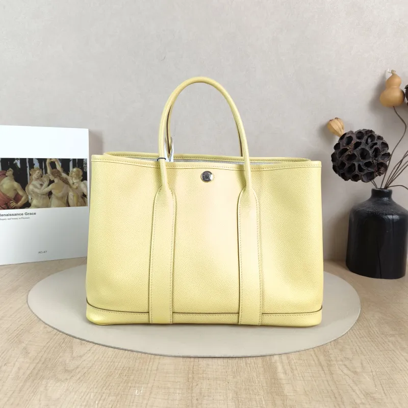 Hermès Top Handle Bag Garden Party 30 30 1Z Epsom Calfskin Medium 30 × 13 × 21 cm Z — cover view 2 of 5