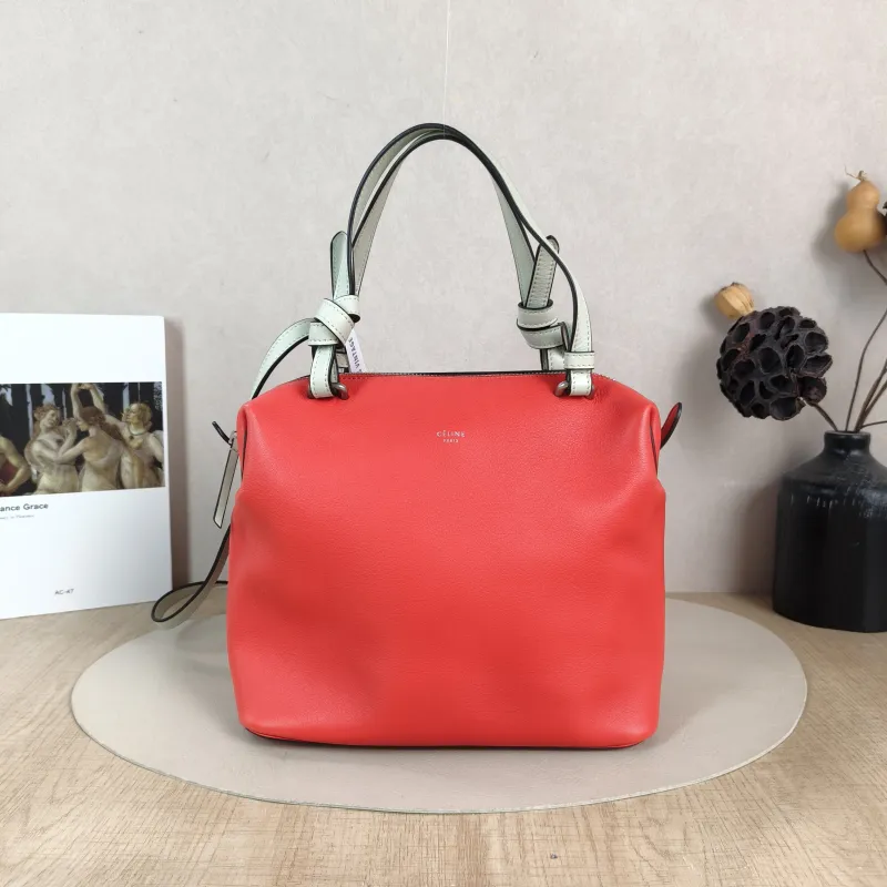 CELINE Crossbody Bag Crossbody Bag Red Calfskin One Size 23.5 × 10 × 23 cm