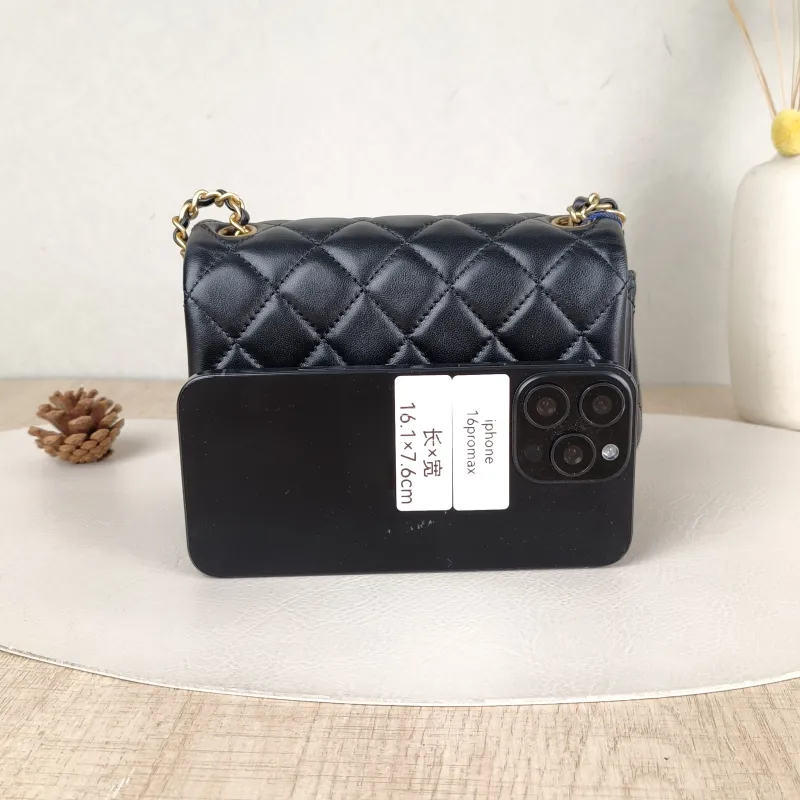 Chanel Crossbody Bag Black Lambskinmini17 × 8 × 13.5 cm — cover view 5 of 5