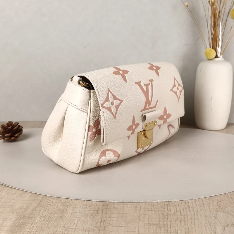 Louis Vuitton Crossbody Bag Favorite White · Pink Empreinte Embossed Calfskin Monogram Medium24 × 9 × 14 cm — cover view 4 of 5