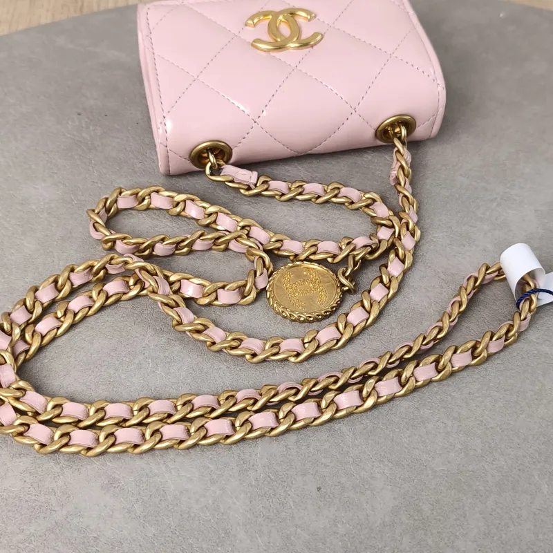 Chanel Crossbody Bag CF Crossbody Bag Pink Calfskin Mini 11 × 3 × 9 cm — detail view 3 of 11