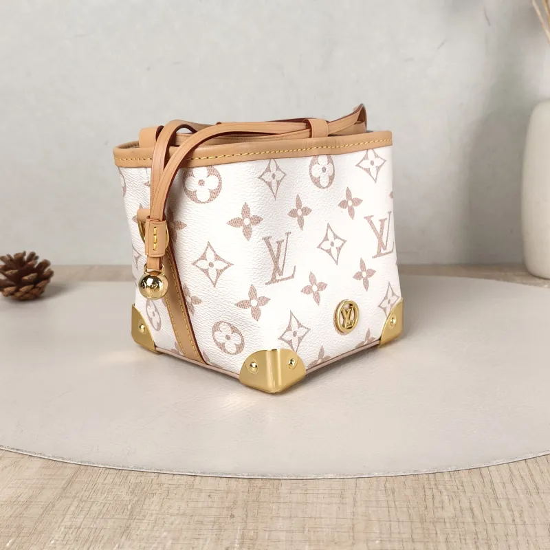 Louis Vuitton Crossbody Bag NOÉ PURSE LV CHARMS PVC Mini 11.5 × 11.5 × 11.5 cm — cover view 3 of 6