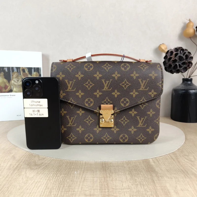 Louis Vuitton Crossbody Bag Pochette Métis Monogram PVC Medium25 × 7 × 19 cm — cover view 3 of 6