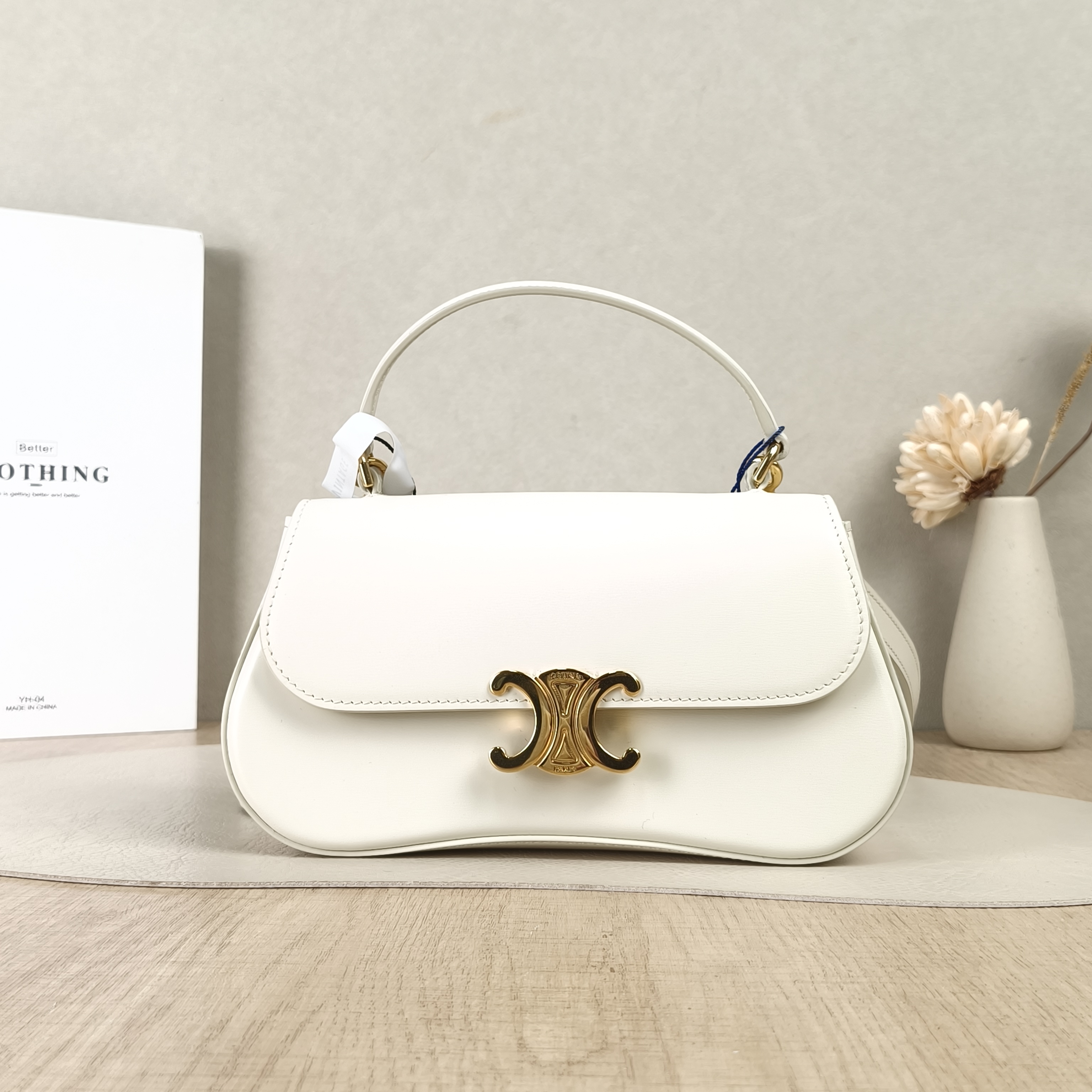 CELINE Crossbody Bagteen lola Crossbody Bag White Calfskin One Size20 × 8.5 × 11.5 cm