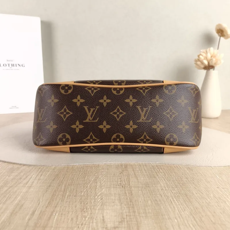 Louis Vuitton Crossbody Bag Boulogne PVC Small 26 × 9.5 × 16 cm — cover view 4 of 6
