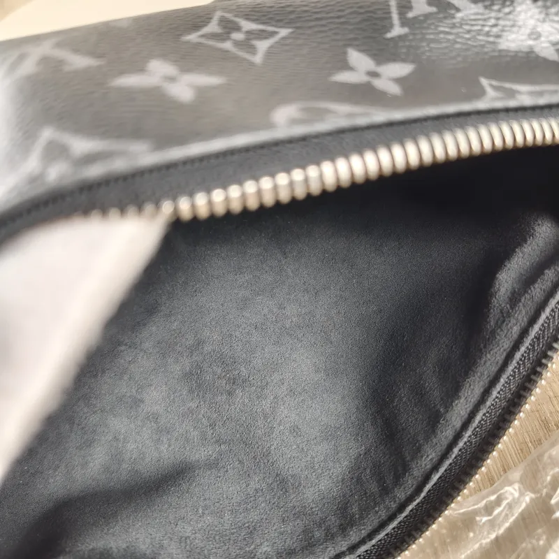 Louis Vuitton Crossbody Bag Side Trunk East West Box Monogram PVC Medium 28 × 7 × 15 cm — detail view 7 of 10