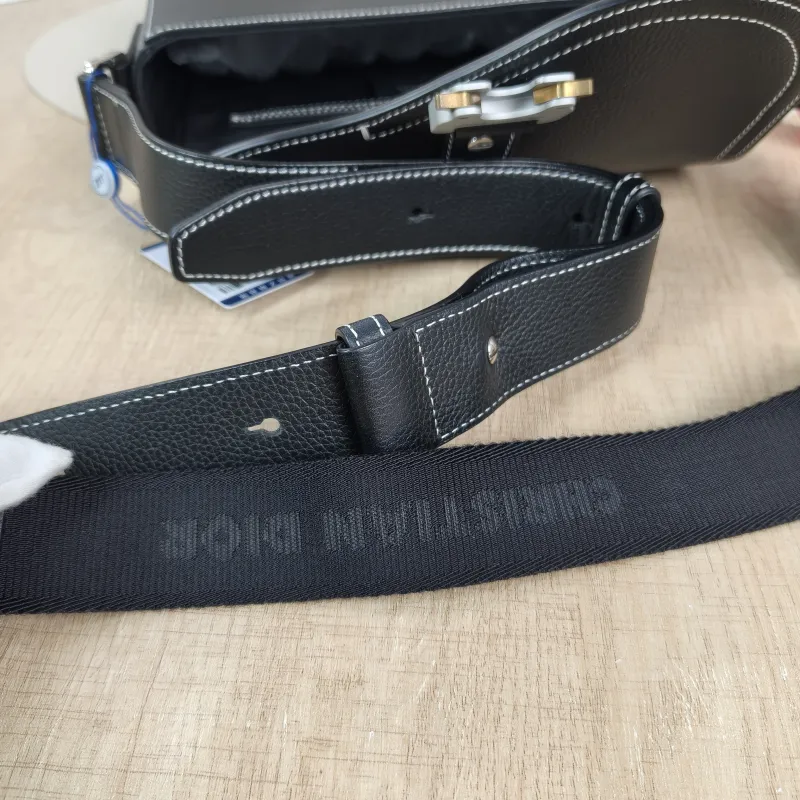 DIOR Crossbody Bag Black Calfskin Small 23 × 6 × 17.5 cm — detail view 6 of 11