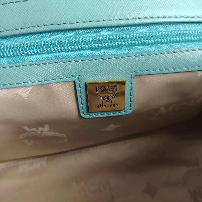 MCM Shoulder Bag Tote Bag Calfskin 25.5 × 11 × 17 cm — detail view 11 of 12