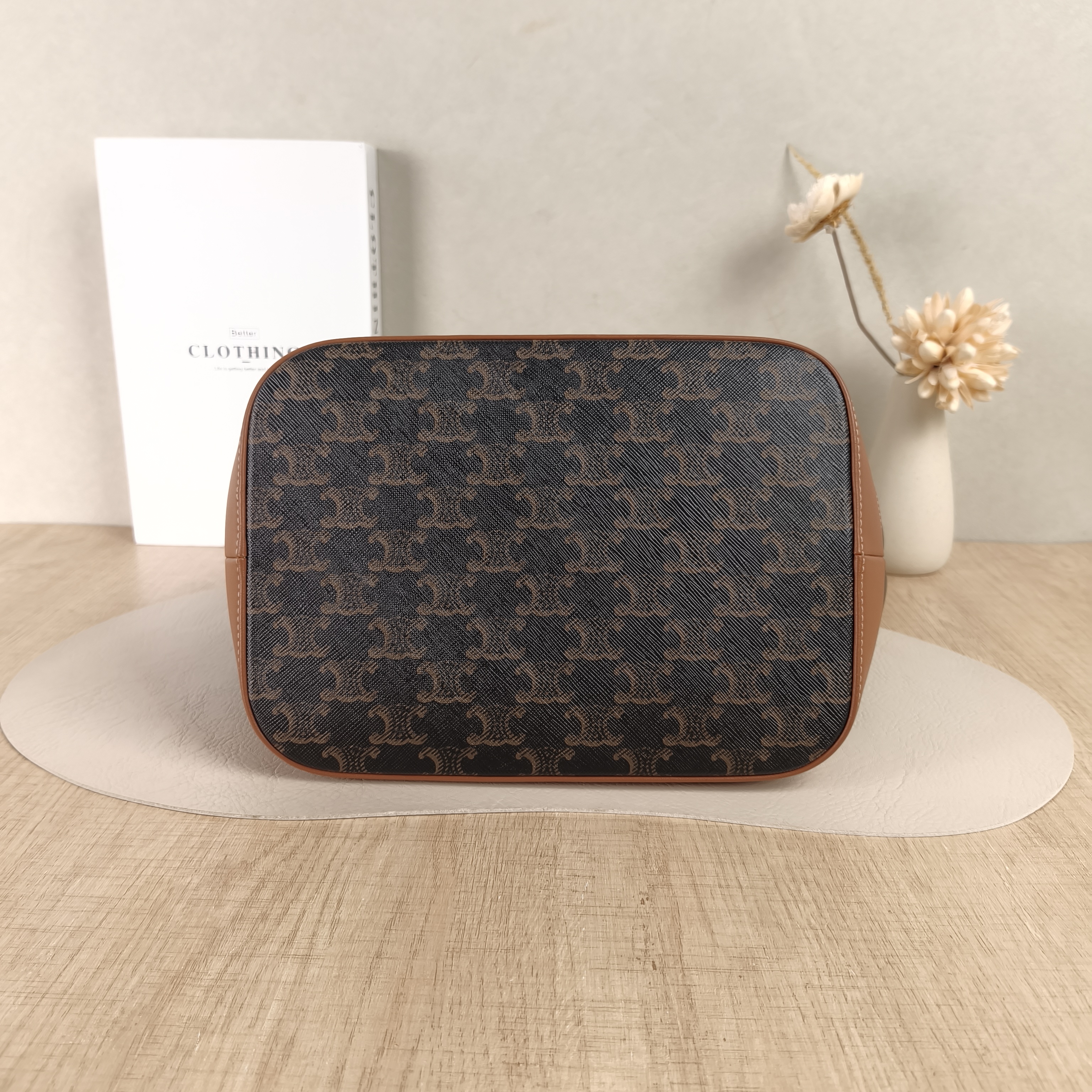 CELINE Crossbody Bag Triomphe Bucket Bag Monogram PVC Medium24 × 18 × 27 cm — cover view 3 of 5