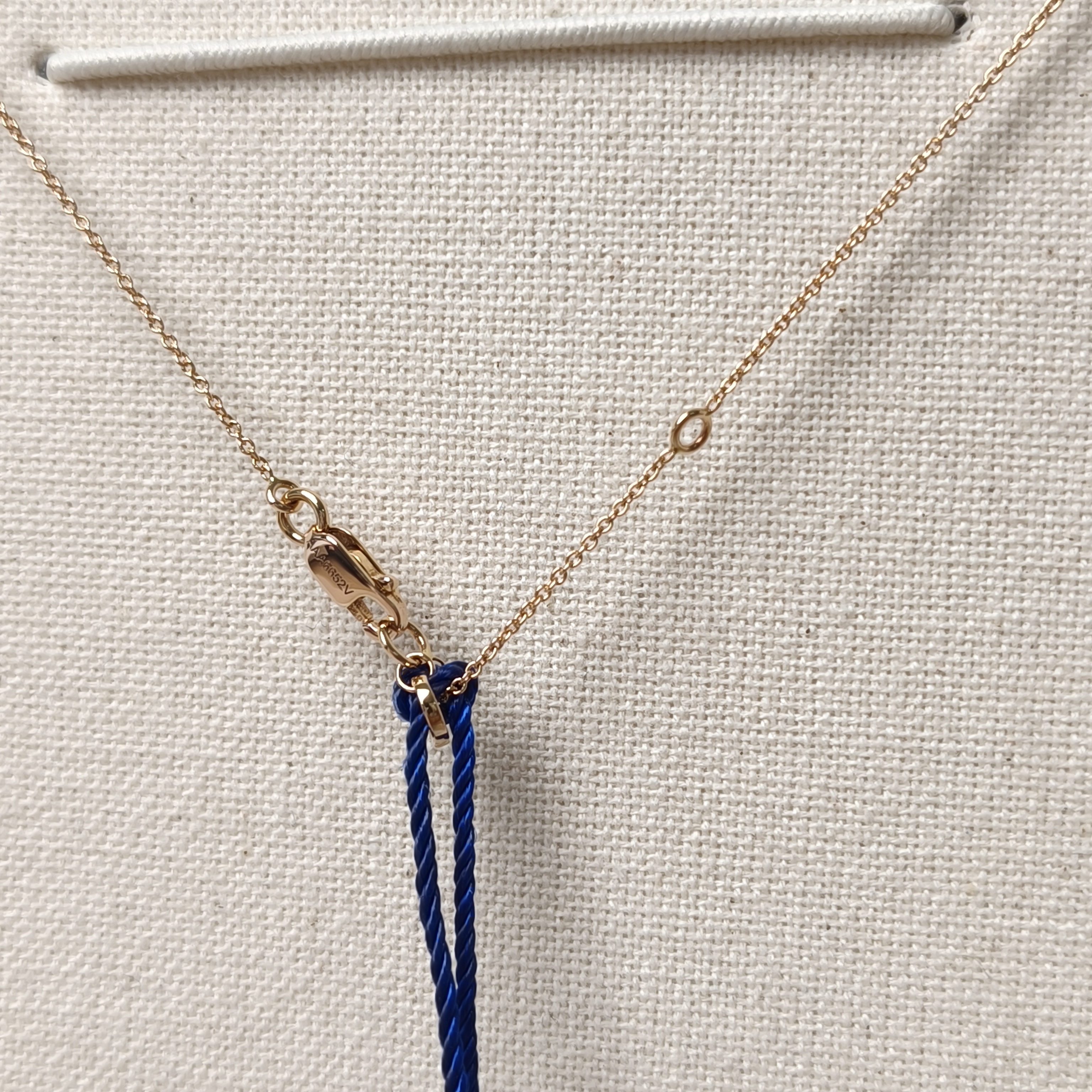 Qeelin Necklace Wulu Collection Necklace Red Agate18K Diamond One Size40cm Pendant1.8cm One Size — cover view 13 of 14