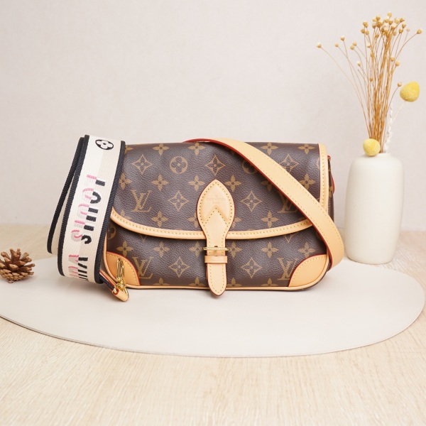 Louis Vuitton Baguette Bag Monogram Microchip Edition · Two Straps · 24 × 9 × 15 cm