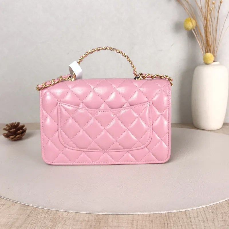 Chanel Crossbody Bag Pink Lambskin 18.5 × 5 × 12 cm — cover view 5 of 6
