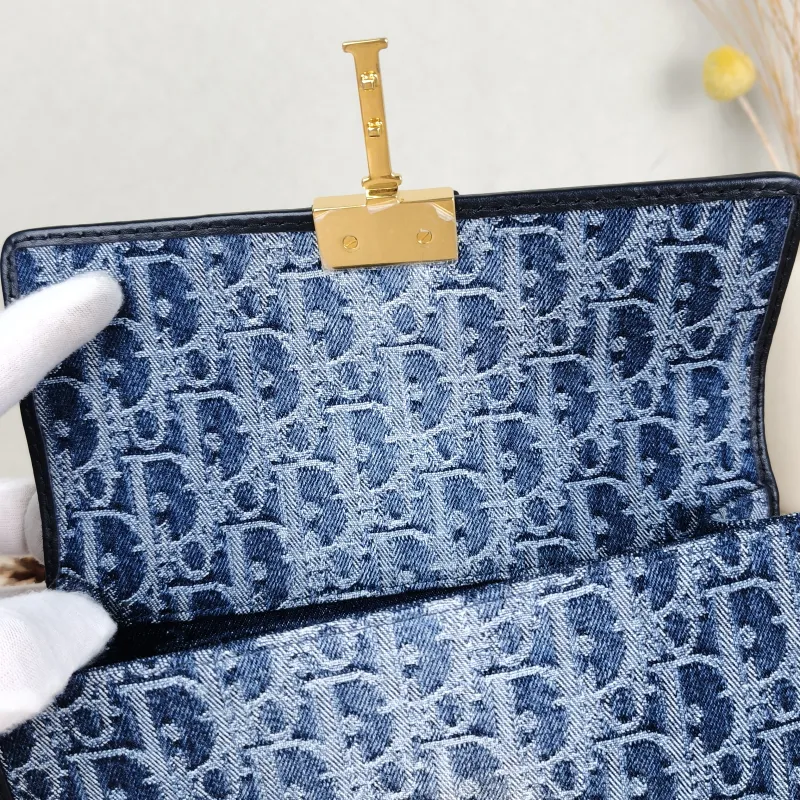 DIOR Crossbody Bag 30 Montaigne East-West 30 Blue Small 21 × 6 × 12 cm — detail view 11 of 15
