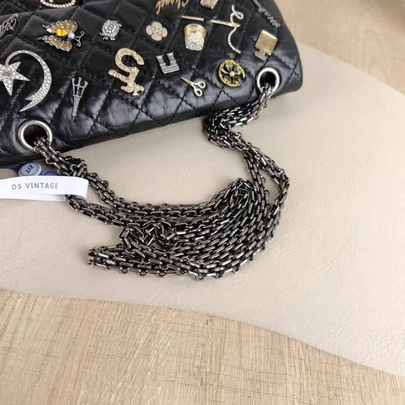 Chanel Crossbody Bag 2.55 Black Calfskin Small 24 × 7.5 × 16 cm 20 — detail view 12 of 14